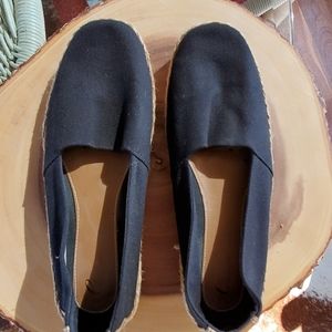 NWT Easy Spirit Blk Espadrilles Size 10